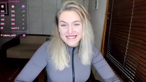 Snapshot of rose_brooks chatting on December 4, 8:07 pm Rose but u can call me princess online show from December 4, 8:07 pm