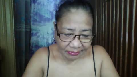 rosebelle66 online show from December 17, 6:19 am