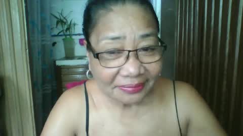 rosebelle66 online show from July 9, 12:58 am
