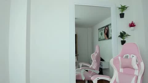 RoseBig online show from October 20, 8:20 pm