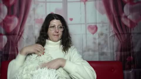 RoseHille online show from February 12, 4:46 pm