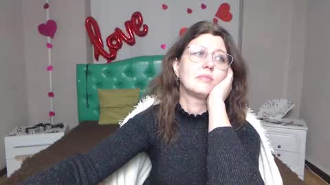 RoseHille online show from February 17, 6:14 pm