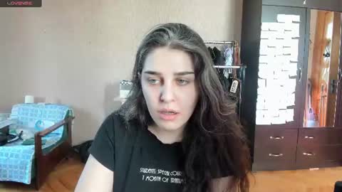 Snapshot of roselina_ chatting on July 8, 12:20 pm Rose online show from July 8, 12:20 pm