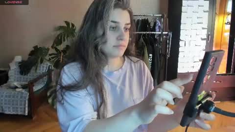 Snapshot of roselina_ chatting on July 27, 2:35 pm Rose online show from July 27, 2:35 pm