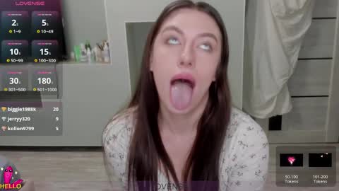 Julia online show from May 16, 7:34 pm