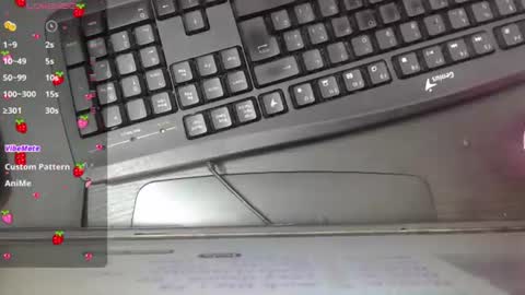 roses_liittle_ online show from June 24, 1:26 am