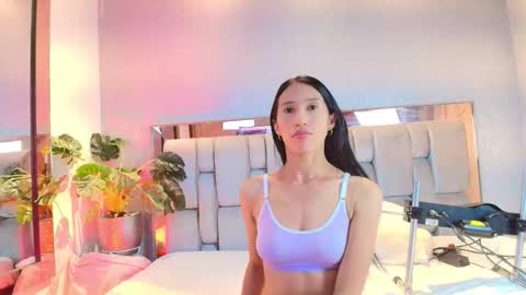 Snapshot of rosetemple chatting on February 13, 5:14 am Rose online show from February 13, 5:14 am