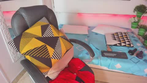 rosi_cooper online show from February 4, 1:48 pm