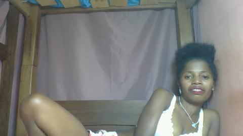 Snapshot of rosiahot1 chatting on February 20, 8:14 pm rosia online show from February 20, 8:14 pm