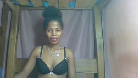 Snapshot of rosiahot1 chatting on February 22, 5:13 pm rosia online show from February 22, 5:13 pm