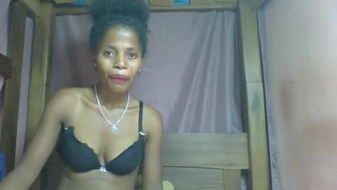 Snapshot of rosiahot1 chatting on February 22, 11:24 pm rosia online show from February 22, 11:24 pm