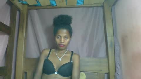 Snapshot of rosiahot1 chatting on February 28, 9:04 am rosia online show from February 28, 9:04 am