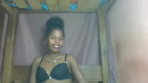 Snapshot of rosiahot1 chatting on March 1, 10:13 am rosia online show from March 1, 10:13 am
