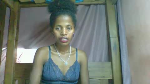 Snapshot of rosiahot1 chatting on March 2, 9:31 am rosia online show from March 2, 9:31 am