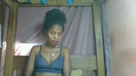 Snapshot of rosiahot1 chatting on March 2, 7:34 pm rosia online show from March 2, 7:34 pm