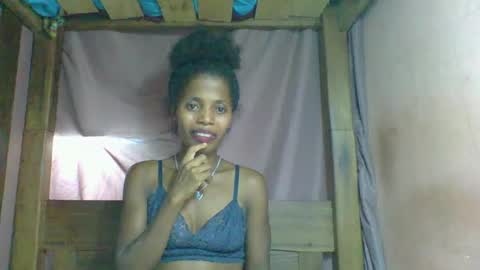 Snapshot of rosiahot1 chatting on March 3, 9:05 pm rosia online show from March 3, 9:05 pm