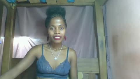 Snapshot of rosiahot1 chatting on March 6, 3:02 pm rosia online show from March 6, 3:02 pm