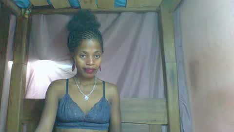 Snapshot of rosiahot1 chatting on March 7, 9:07 am rosia online show from March 7, 9:07 am