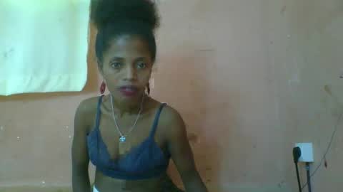 Snapshot of rosiahot1 chatting on March 11, 7:58 am rosia online show from March 11, 7:58 am