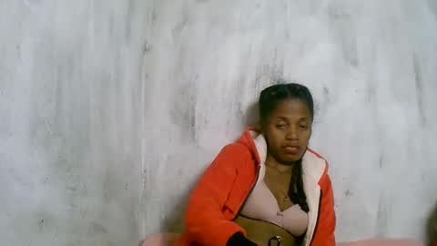 Snapshot of rosiahot1 chatting on September 11, 11:05 pm rosia online show from September 11, 11:05 pm