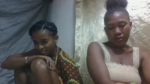 rosianee online show from March 7, 7:55 pm