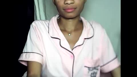 Snapshot of rosie6601 chatting on May 16, 12:51 am rosie6601 online show from May 16, 12:51 am
