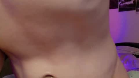 Snapshot of rosieplay chatting on November 2, 9:28 pm RosieFem online show from November 2, 9:28 pm