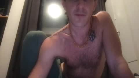 Snapshot of rosscollab chatting on November 11, 12:10 am RossCollab online show from November 11, 12:10 am