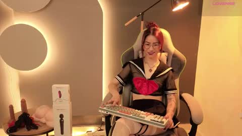 Miss Rosse online show from February 5, 2:22 pm