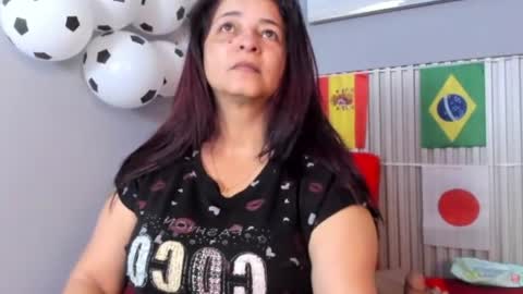 Snapshot of rosse_milf1 chatting on June 20, 12:41 pm rosse_milf1 online show from June 20, 12:41 pm