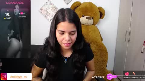 Snapshot of rossebunny25 chatting on November 15, 2:13 pm Rosse online show from November 15, 2:13 pm