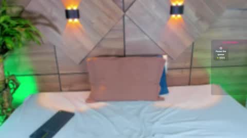 Snapshot of rossedamore chatting on October 18, 7:36 pm Rosse online show from October 18, 7:36 pm