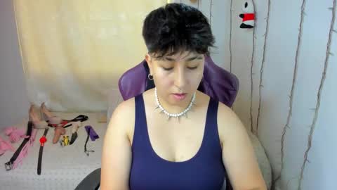 ROSSE DEMOND  online show from March 21, 7:06 pm