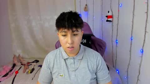 ROSSE DEMOND  online show from March 22, 9:18 pm