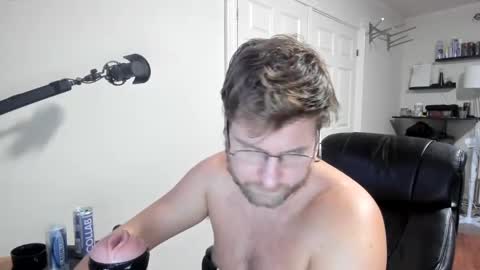 Rostungur online show from December 14, 3:40 am