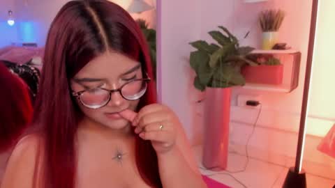 Rosy  online show from April 15, 7:54 pm