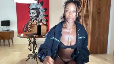 Rosy Coco online show from February 13, 3:35 am