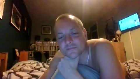 Snapshot of rotunda1874 chatting on May 23, 3:23 am rotunda1874 online show from May 23, 3:23 am
