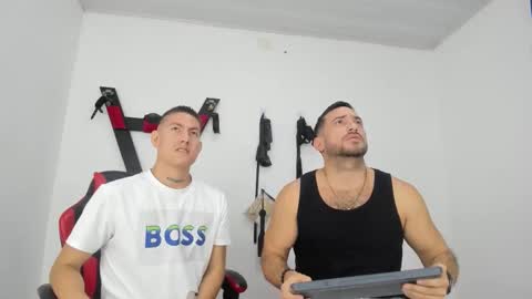 Snapshot of roughsex_and_bdsm chatting on November 24, 4:01 am Tommy and Steven online show from November 24, 4:01 am