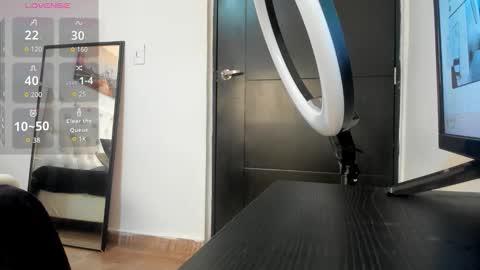 rouse_sexy_hotxx77 online show from September 28, 3:39 pm