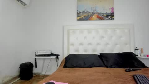 rouse_sexy_hotxx77 online show from May 28, 1:58 am