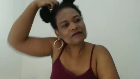 luxa online show from September 14, 2:05 pm