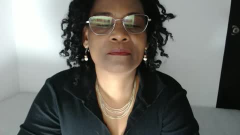 luxa online show from December 19, 4:58 pm