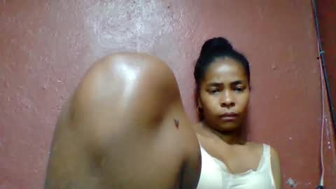 rovaelyah online show from November 4, 3:49 am