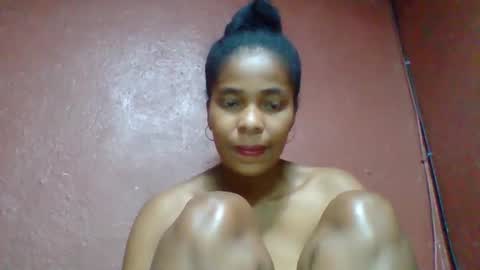 rovaelyah online show from November 15, 4:43 am