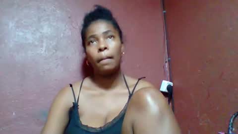 rovaelyah online show from February 1, 7:18 am