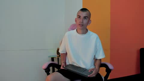 Rowan online show from April 14, 7:42 pm