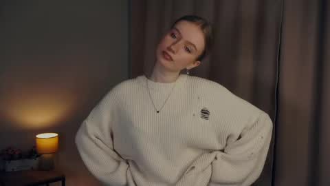 Stella online show from February 11, 1:09 pm