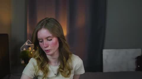 Stella online show from February 17, 8:04 pm