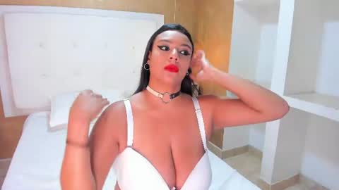 Snapshot of roxanaboobs chatting on July 7, 1:26 pm roxanaboobs online show from July 7, 1:26 pm